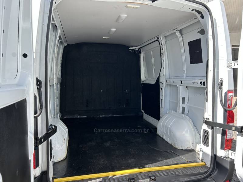 RENAULT - MASTER - 2019/2020 - Branca - R$ 162.000,00