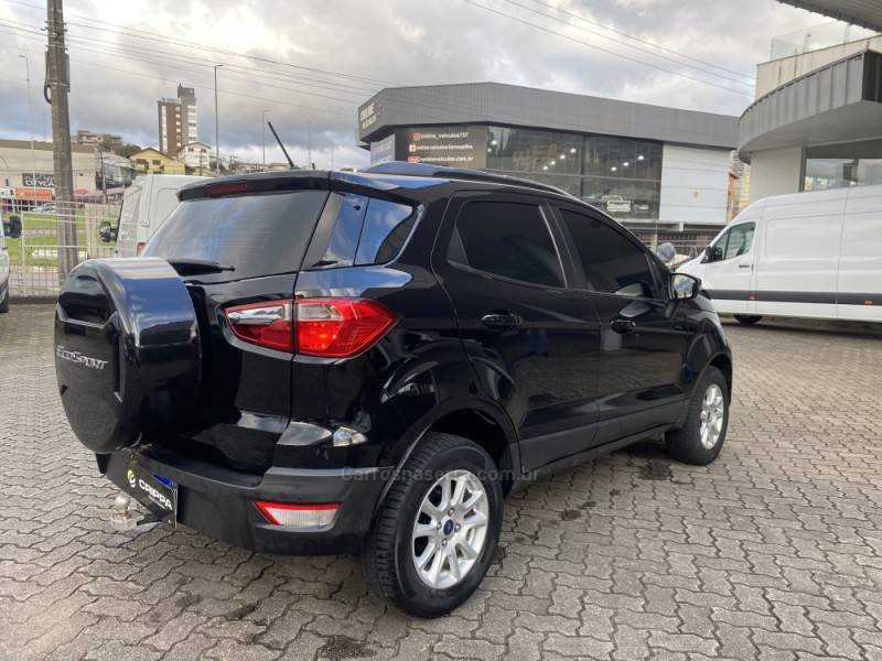 FORD - ECOSPORT - 2017/2018 - Preta - R$ 72.000,00