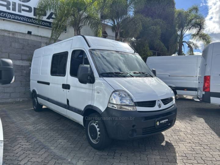 RENAULT - MASTER - 2011/2011 - Branca - R$ 108.000,00