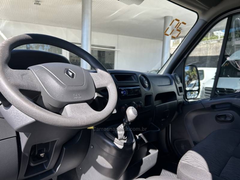 RENAULT - MASTER - 2019/2020 - Branca - R$ 162.000,00