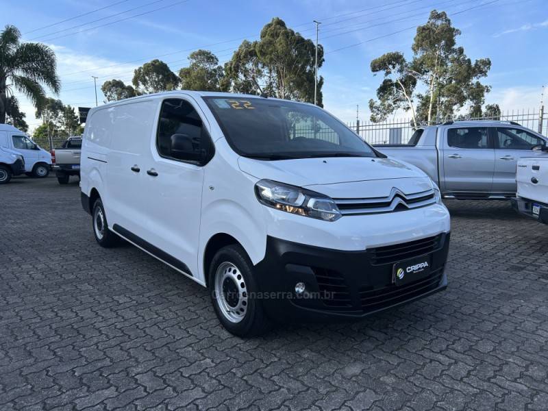 CITROËN - JUMPY - 2021/2022 - Branca - R$ 125.000,00