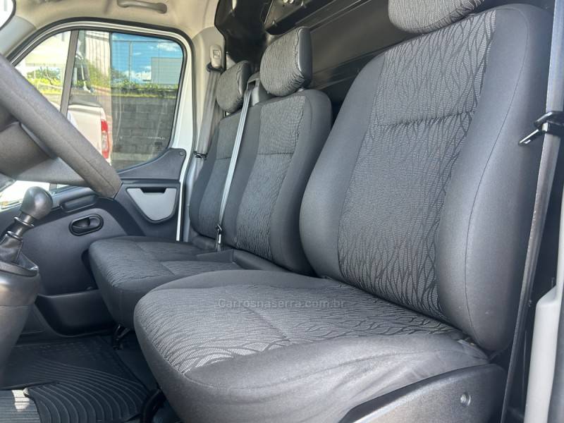 RENAULT - MASTER - 2019/2020 - Branca - R$ 162.000,00