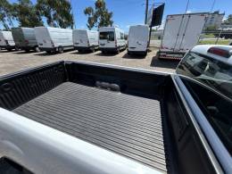 FORD - RANGER - 2022/2023 - Branca - R$ 158.000,00